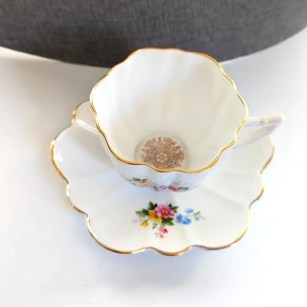 Vintage Royal Imperial Finest Bone China Floral Bouquet Cottage Tea Cup Saucer
